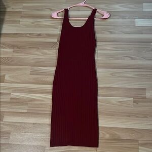 Active USA Red Sleeveless Sheath Midi Dress